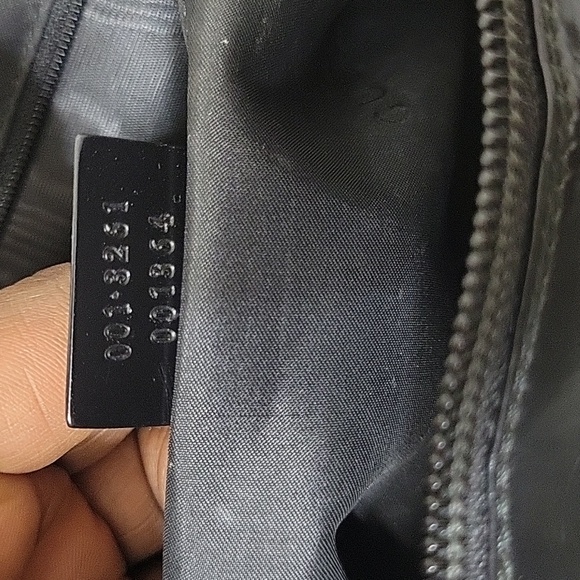 Gucci Black Patent Medium Ziptote Shoulder Bag w/SILVER HARDWARE - Picture 9 of 9